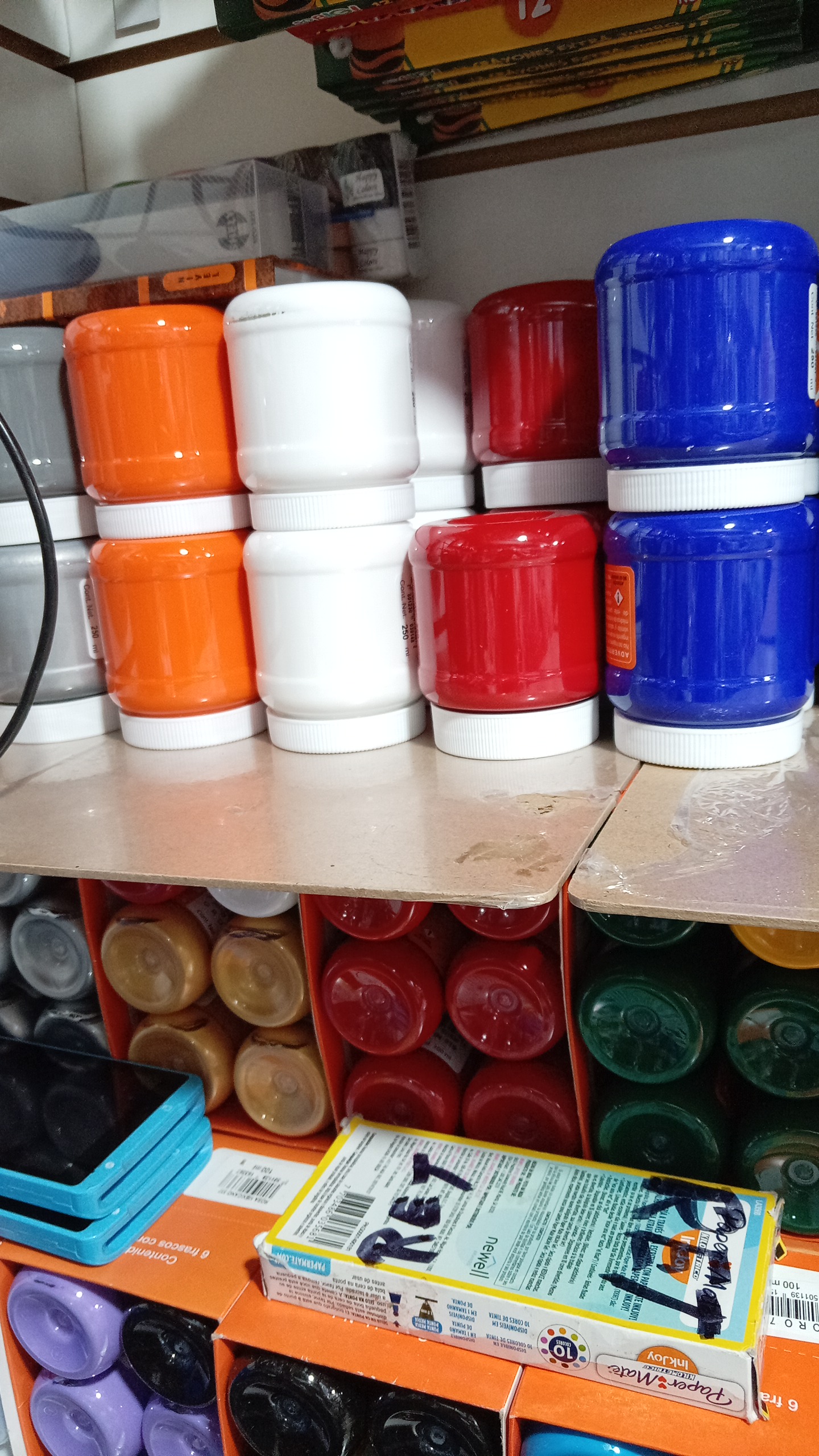 PINTURA ACRÍLICA DE 250 ML MARCA POLITEK
